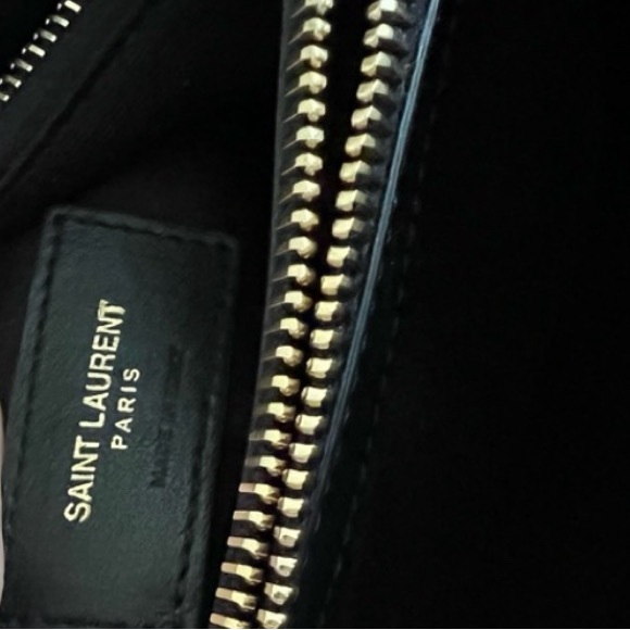 SAINT LAURENT LOULOU MATELASSE MEDIUM  QUILTED LEATHER SHOULDER BAG - Picture 10 of 16